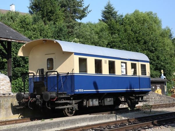 Personen- und Gepäckwagen BDT 7137.03