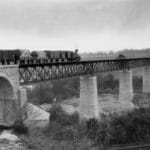Hist. Fahrzeuge am Viadukt
