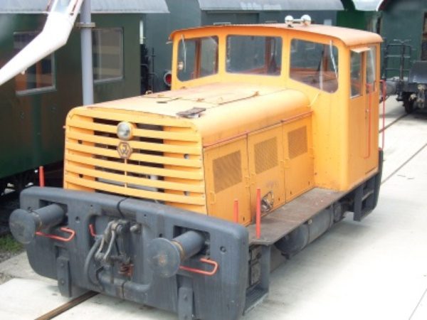 Diesellok JW 100 beim Heizhaus